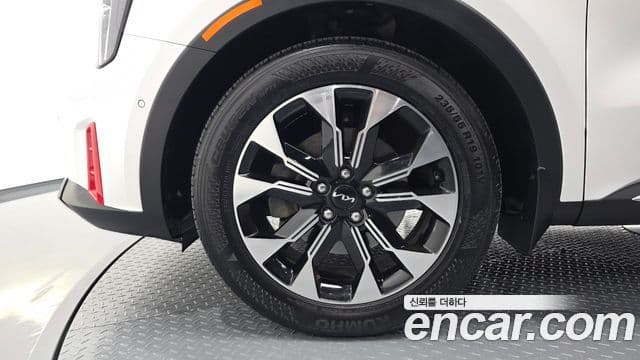 Kia Sorento 2020 — ფოტო 5/20