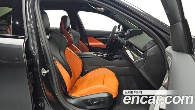 BMW M5 2025 — Şəkil 10/20