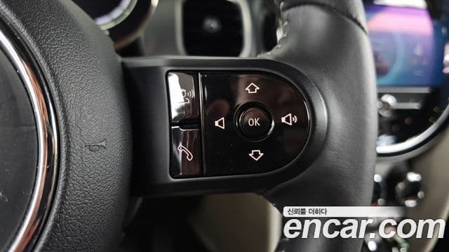 Mini Cooper Electric 2022 — ფოტო 18/32