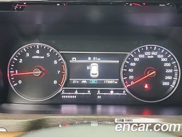 Kia Sorento 2021 — ფოტო 6/19