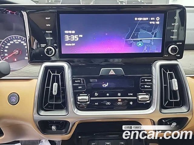 Kia Sorento 2021 — ფოტო 9/19