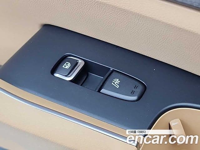 Kia Sorento 2021 — ფოტო 14/19