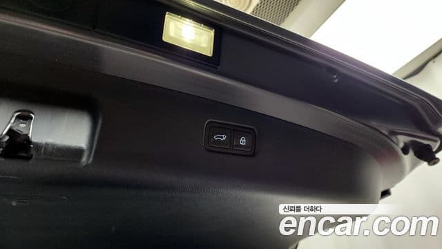 Genesis GV70 2021 — Photo 3/30
