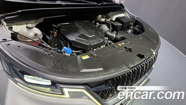 Kia Carnival 2023 — Фото 6/20