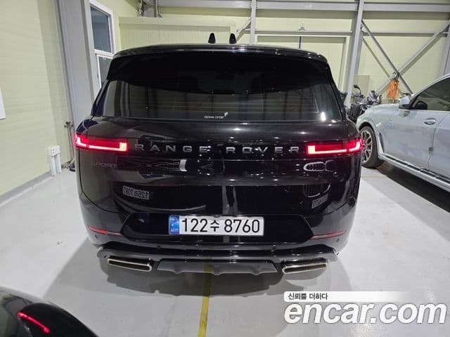 Land Rover Range Rover Sport 2024 — ფოტო 2/18