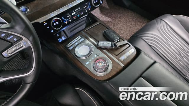 Genesis Electrified G80 2020 — Şəkil 9/20