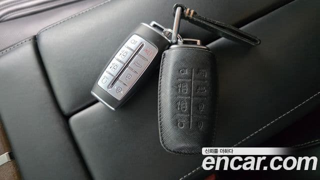 Genesis Electrified G80 2020 — Şəkil 17/20
