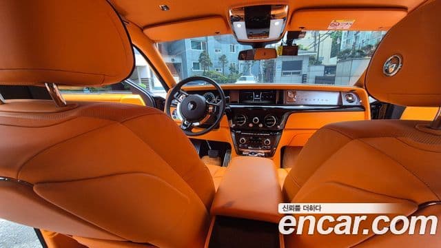 Rolls-Royce Phantom 2023 — Şəkil 5/20