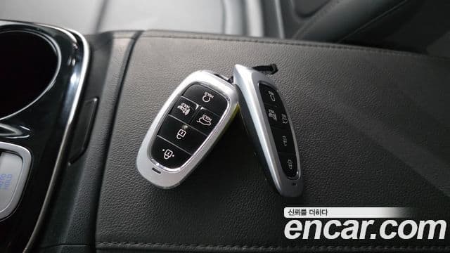 Hyundai The New Tucson 2022 — ფოტო 19/20