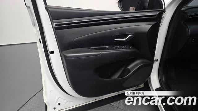 Hyundai Tucson Hybrid 2022 — Photo 5/31