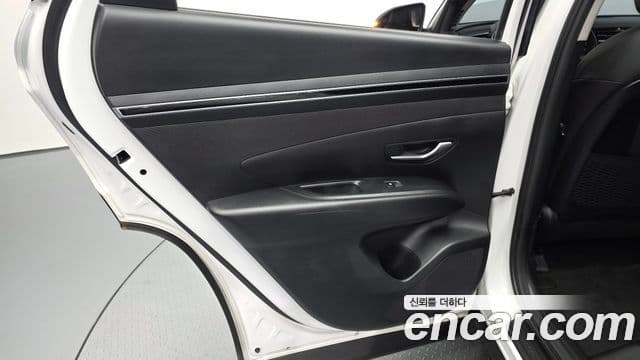 Hyundai Tucson Hybrid 2022 — Photo 31/31
