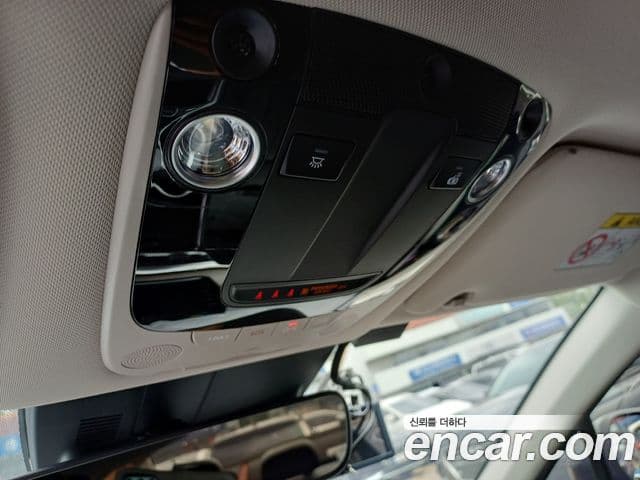 Kia K5 2020 — ფოტო 8/14