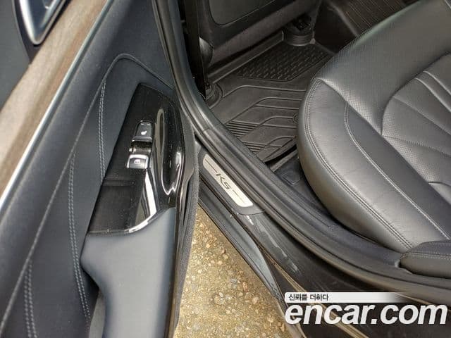 Kia K5 2020 — ფოტო 13/14