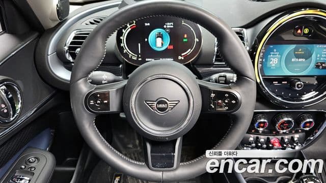 Mini Cooper S Clubman 2022 — ფოტო 1/20