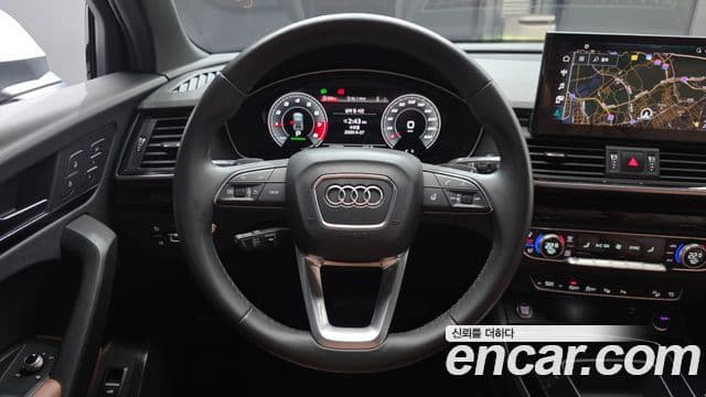 Audi Q5 2021 — Şəkil 13/20