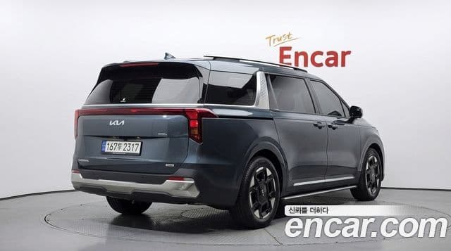 Kia Carnival 2024 — Şəkil 2/20