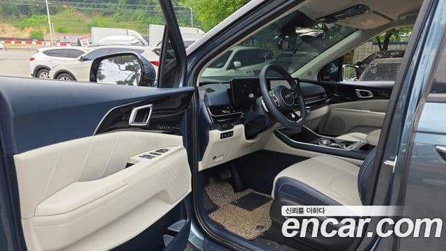 Kia Carnival 2024 — Şəkil 10/20
