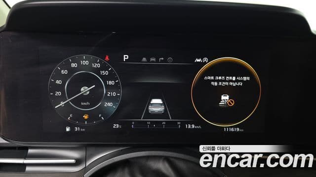 Kia Carnival 2022 — ფოტო 8/20