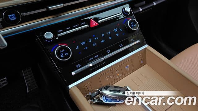 Hyundai Santa Fe 2023 — Şəkil 9/20