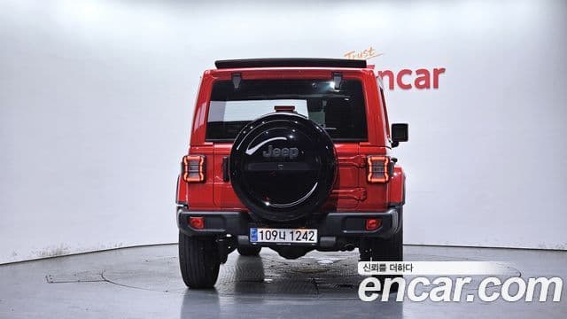 Jeep Wrangler 2023 — Şəkil 4/20