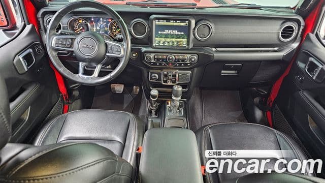 Jeep Wrangler 2023 — Şəkil 7/20