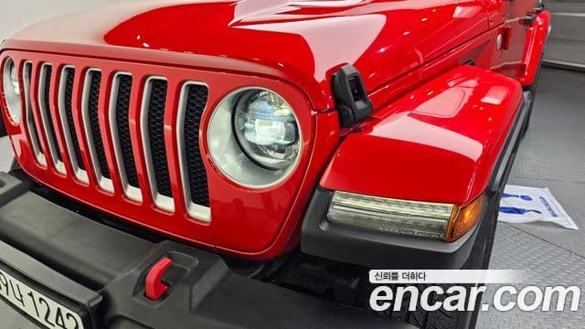 Jeep Wrangler 2023 — Şəkil 15/30