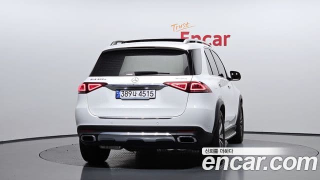 Mercedes-Benz GLE-Class 2023 — Şəkil 4/20
