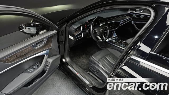 Audi A6 2021 — Şəkil 12/20