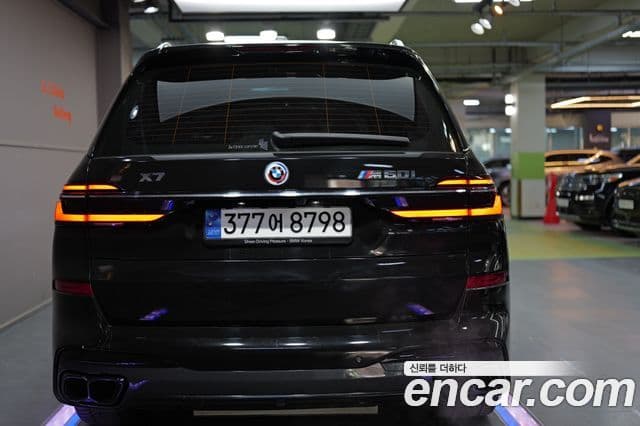 BMW X7 2023 — ფოტო 4/20