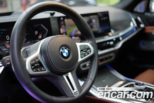 BMW X7 2023 — ფოტო 6/20