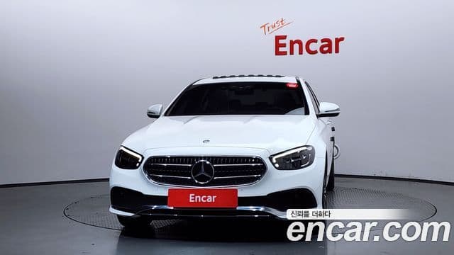 Mercedes-Benz E-Class 2020 — Şəkil 2/20
