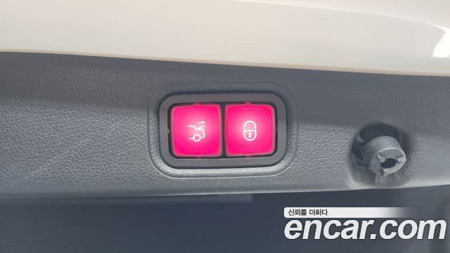 Mercedes-Benz E-Class 2020 — Şəkil 18/20