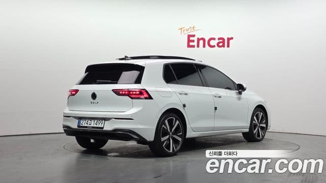 Volkswagen Golf 2025 — Photo 4/32