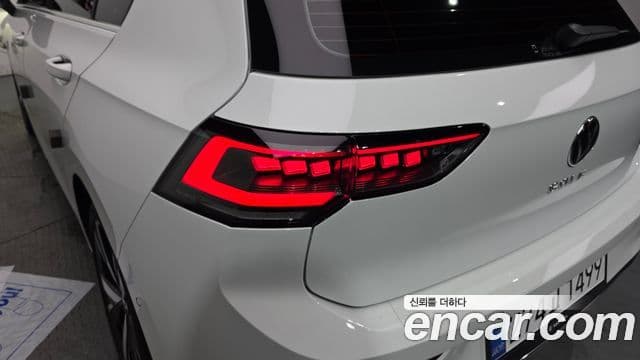 Volkswagen Golf 2025 — Photo 5/32