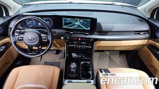 Kia Carnival 2020 — ფოტო 7/20
