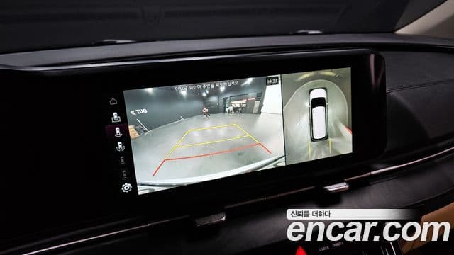 Kia Carnival 2020 — ფოტო 14/20