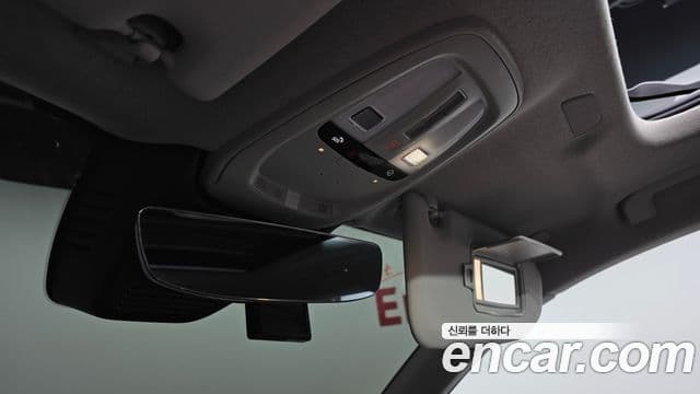 Volvo XC40 2024 — ფოტო 19/20