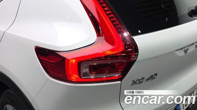 Volvo XC40 2024 — Photo 26/30