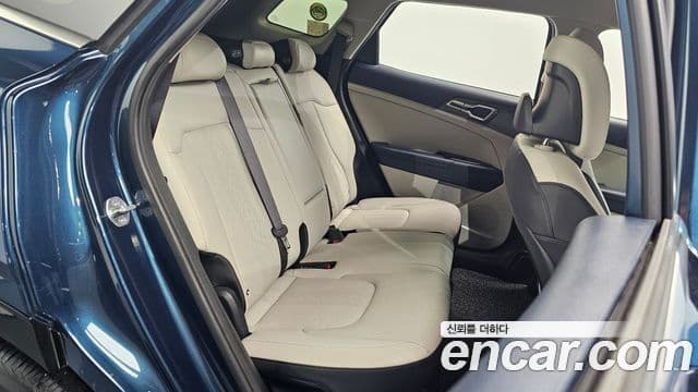 Kia Sportage 2022 — Фото 11/20