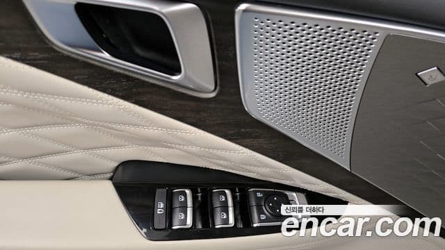 Kia K8 2023 — Photo 26/35