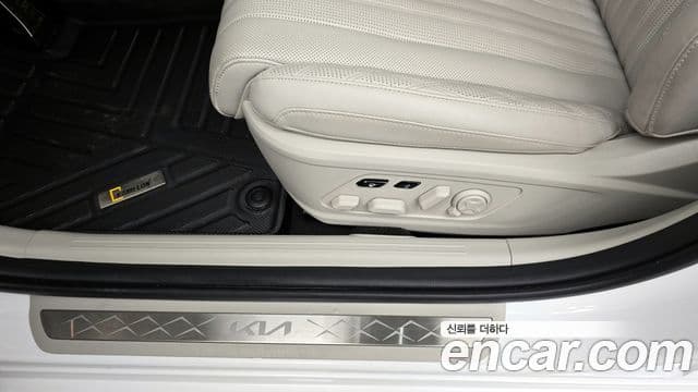 Kia K8 2023 — Photo 15/35