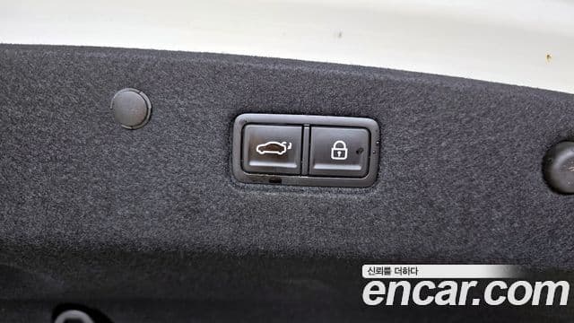 Kia K8 2023 — Photo 13/35