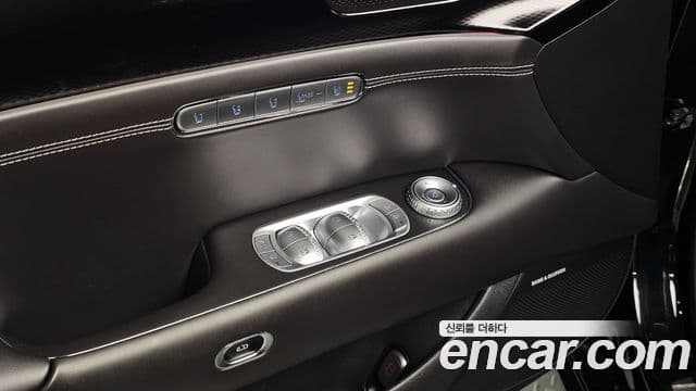 Genesis G90 2022 — Şəkil 19/20