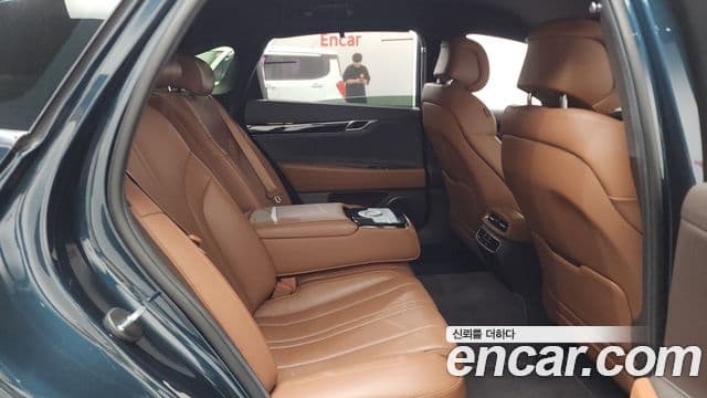 Genesis Electrified G80 2020 — Şəkil 11/20