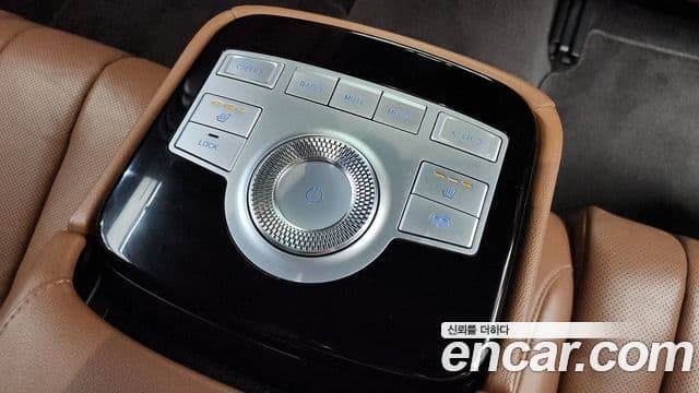 Genesis G80 2020 — Photo 20/40