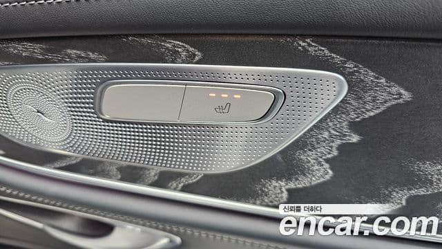 Mercedes-Benz AMG GT 2022 — ფოტო 18/20