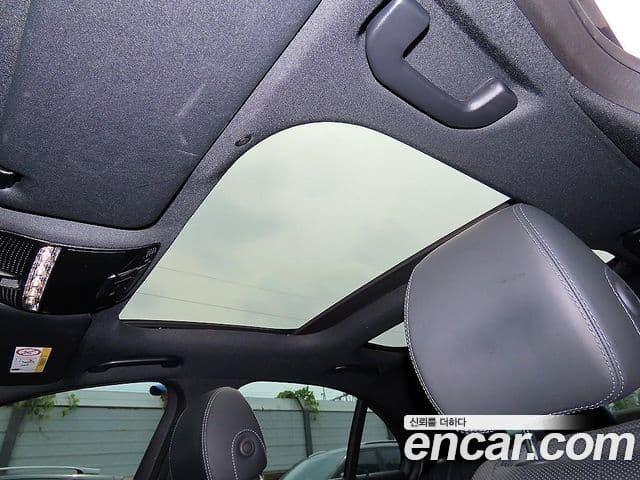 Mercedes-Benz E-Class 2022 — Фото 16/20