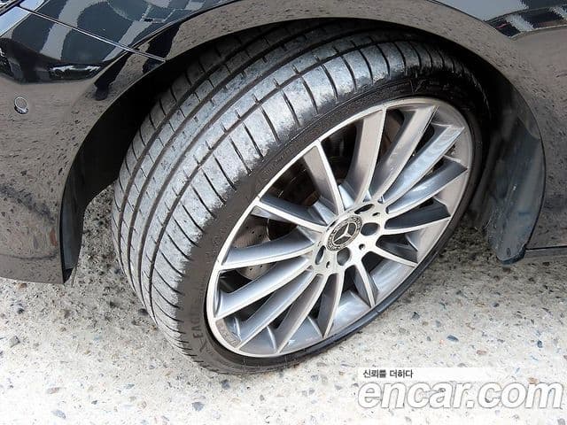 Mercedes-Benz E-Class 2022 — Фото 20/20