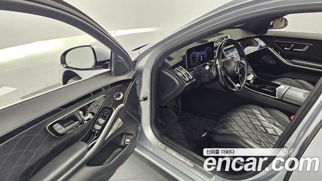 Mercedes-Benz S-Class 2021 — Фото 10/20