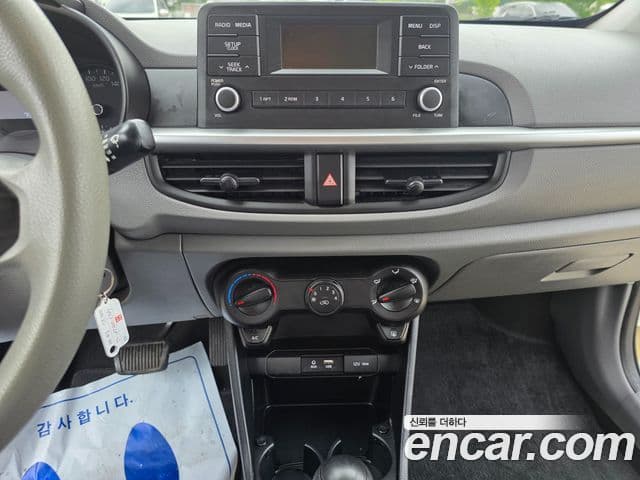 Kia All New Morning 2018 — Photo 16/20